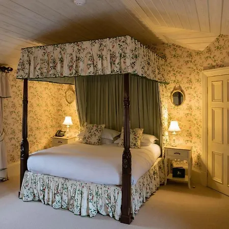 Cliff At Lyons Hotel 4*