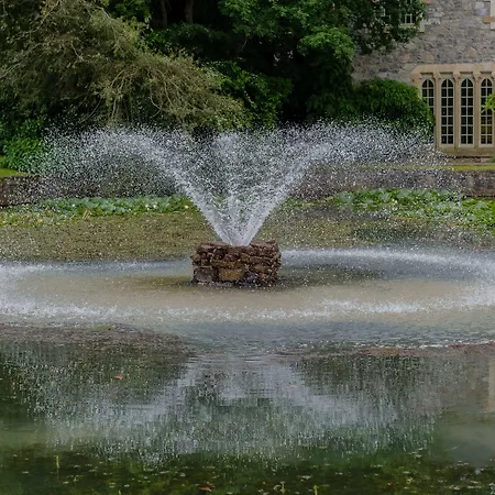 Cliff At Lyons Szálloda