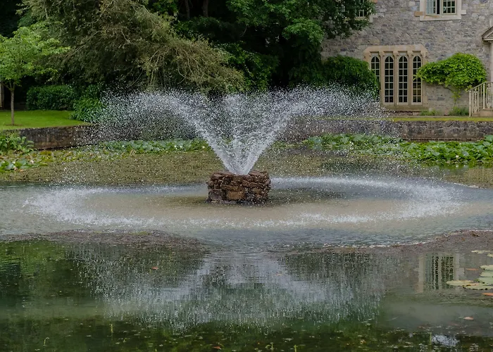 Cliff At Lyons Отель