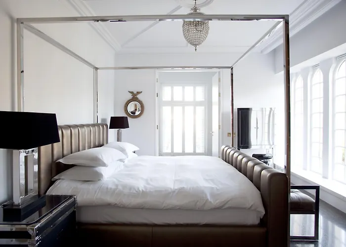 Cliff At Lyons Hotel 4*