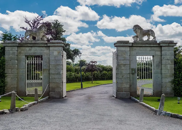 Отель Cliff At Lyons